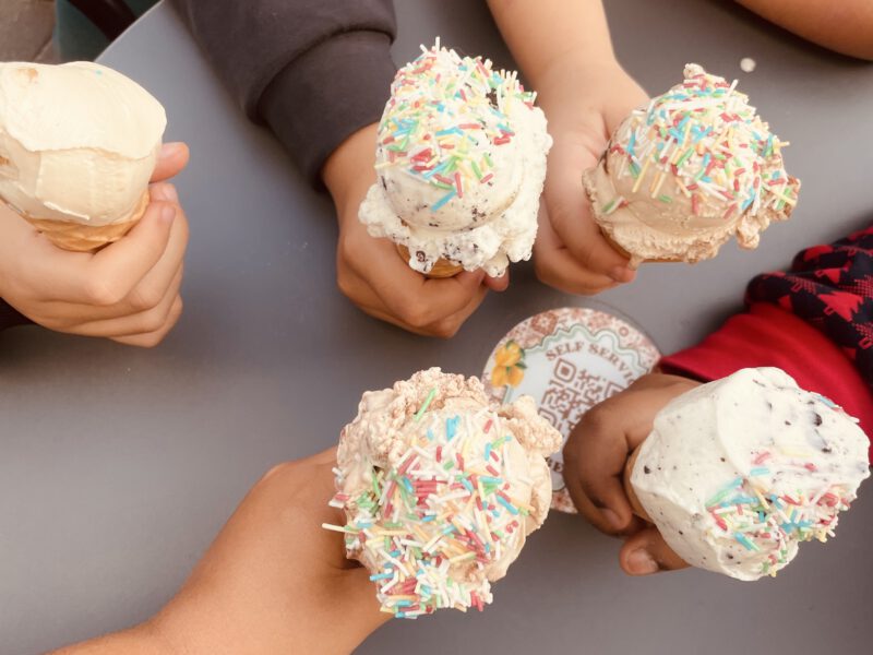gemeinsames Eis essen